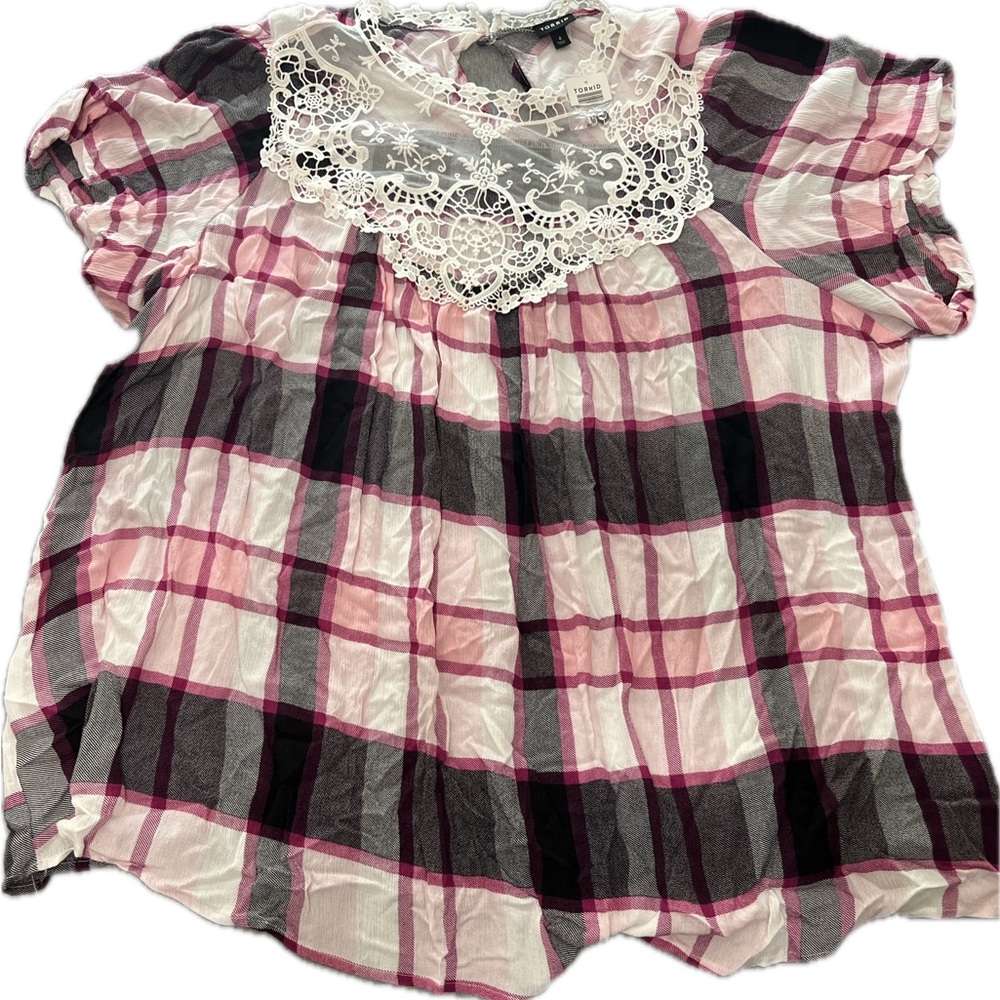 Size 4 Torrid Pink and Black Plaid Blouse with Ruffled Details